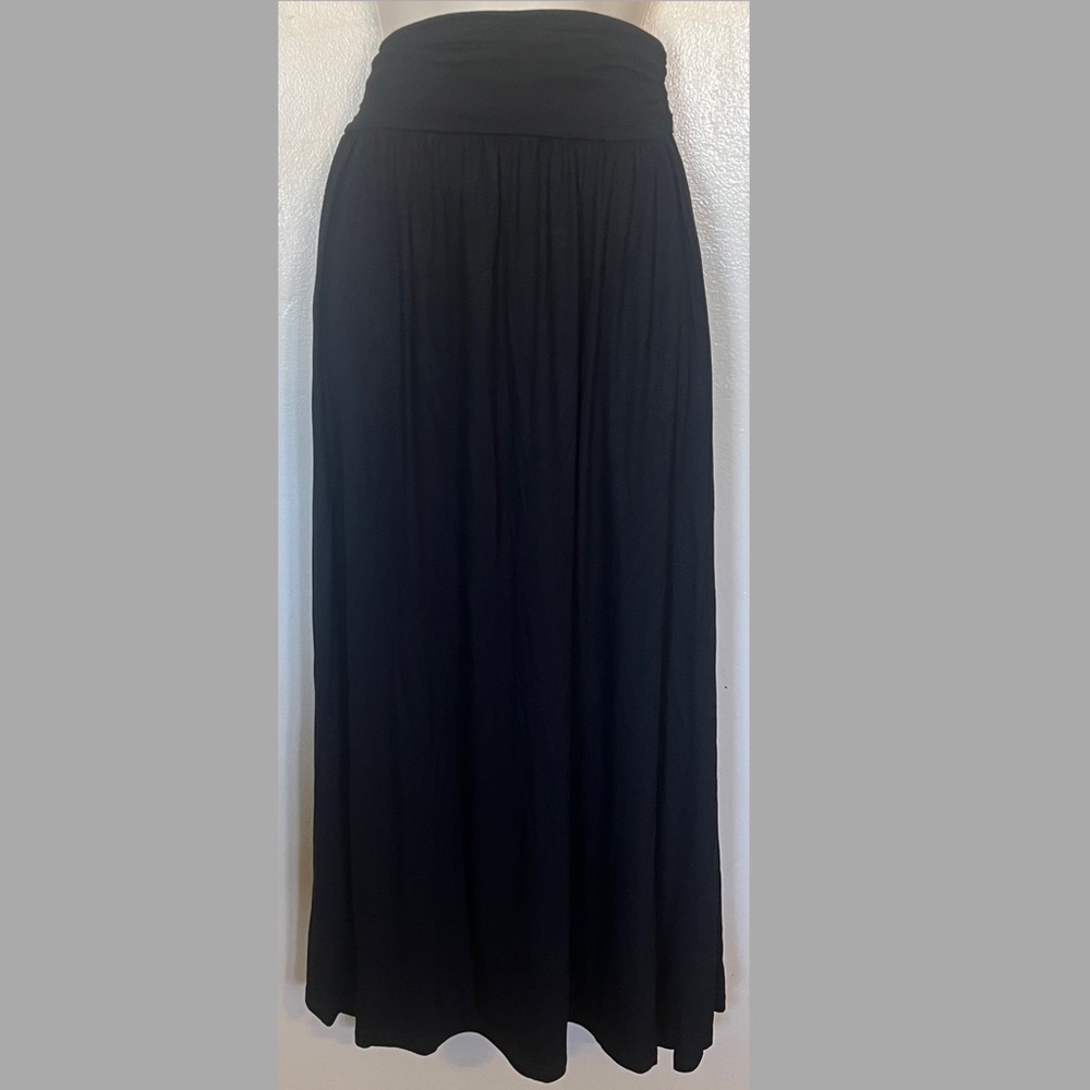 Trendy United Black Skirt
